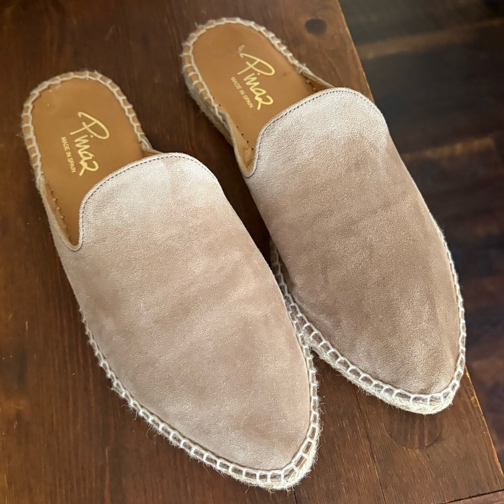 Pinaz Made in Spain Brushed Suede Leather  Tan Neutral Espadrille Mules Sz 38